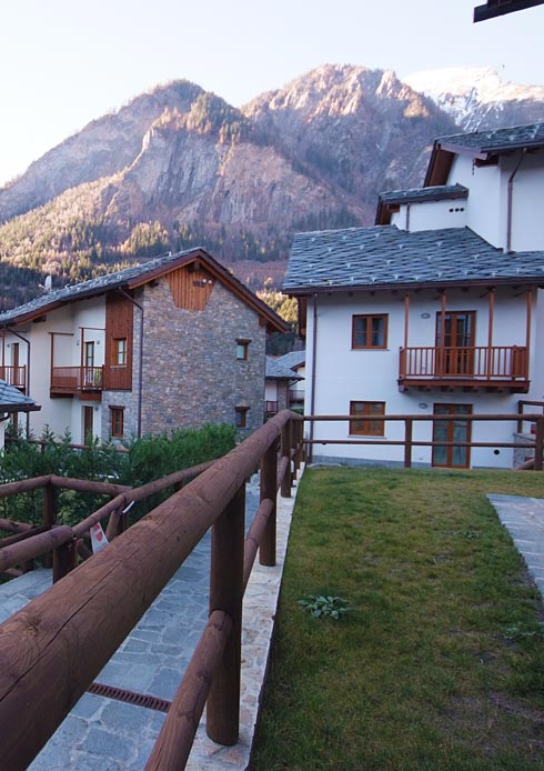 Villaggio delle Alpi, Val d'Aosta